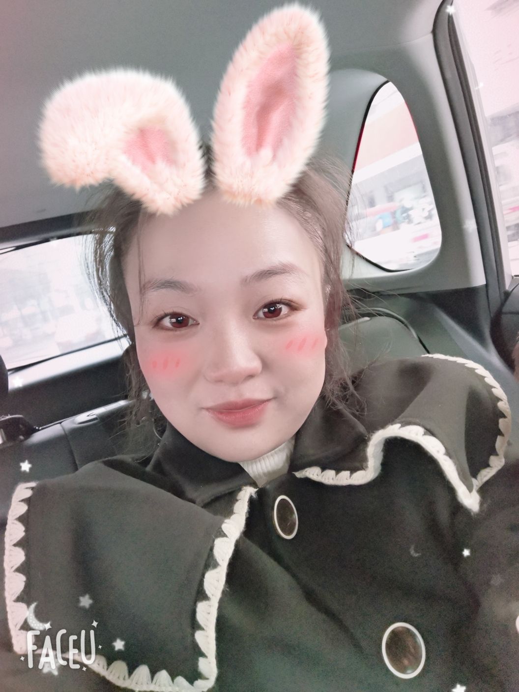 李群头像