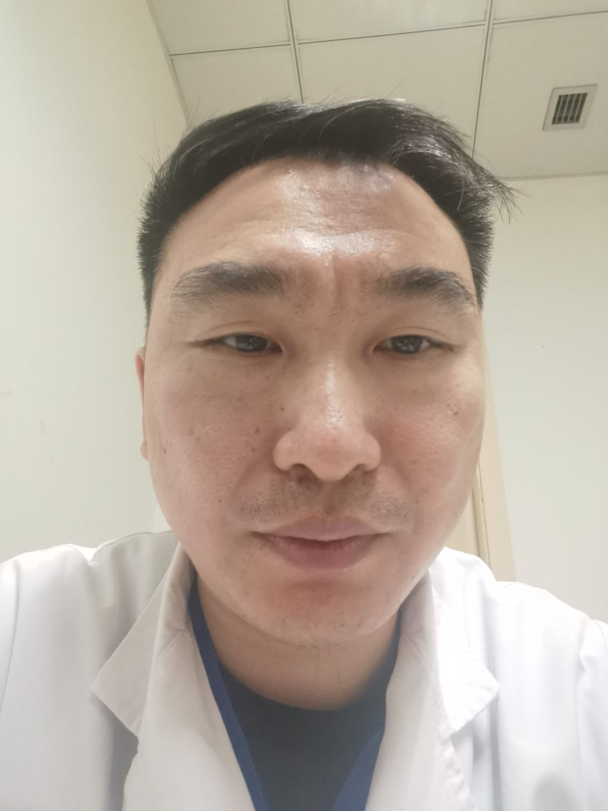 魏华兵头像