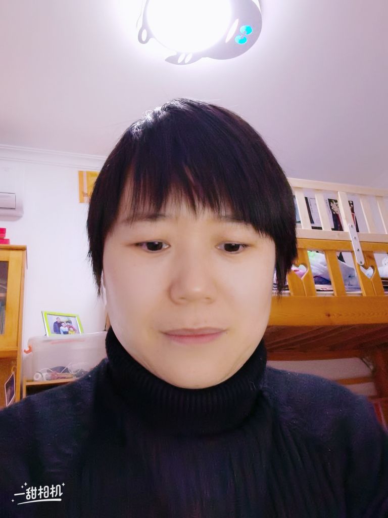 王艳芬头像