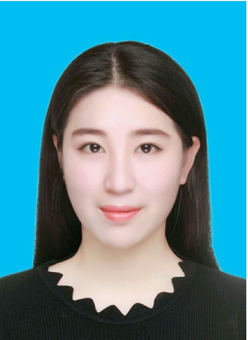 赫艺霞头像