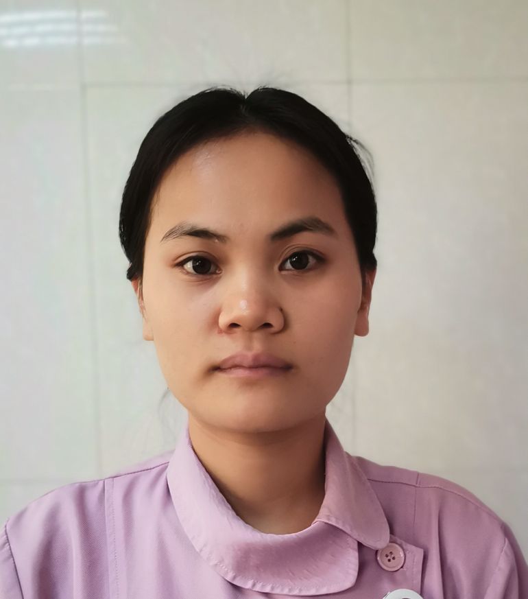 卢少容头像