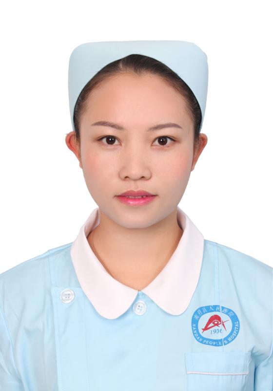 莫灿灿头像