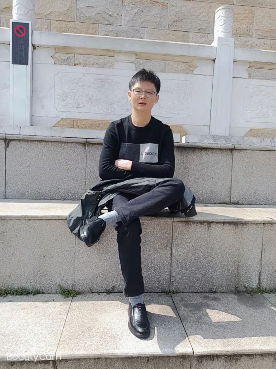 郭亮头像