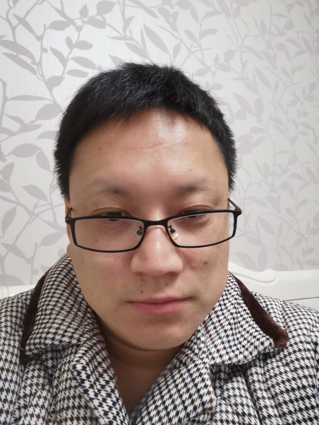 贺忠惠头像