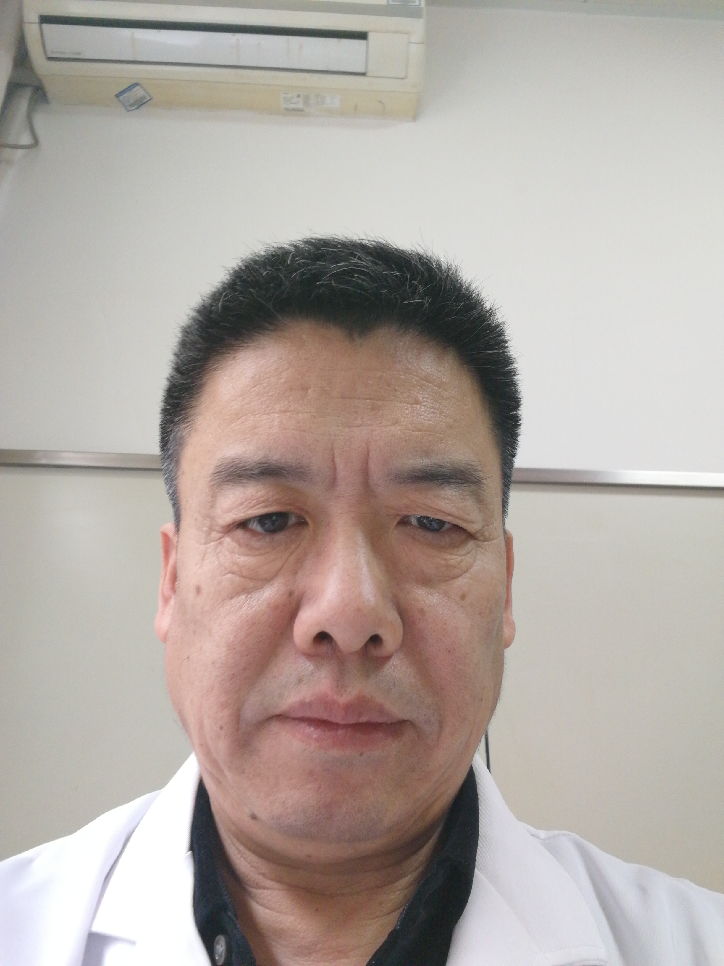 韩同众头像