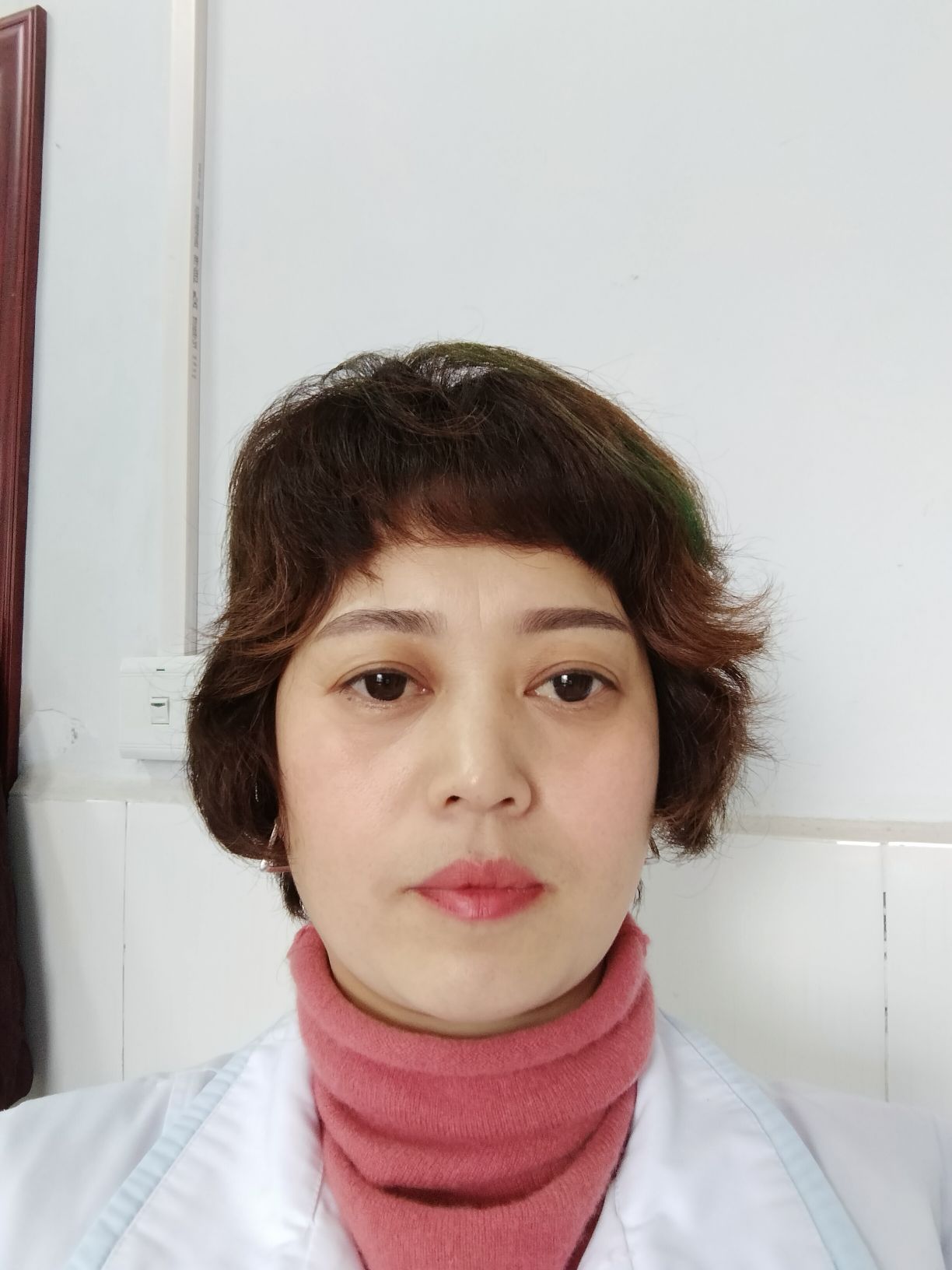 吴琼头像