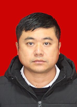 丁志刚头像