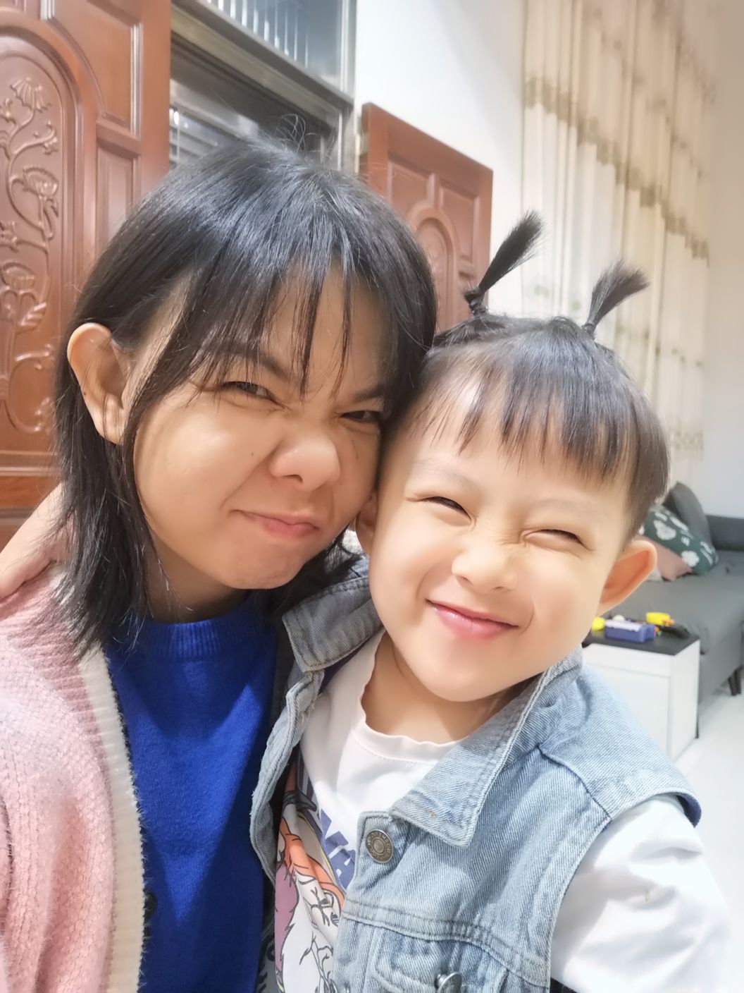 莫丽珍头像