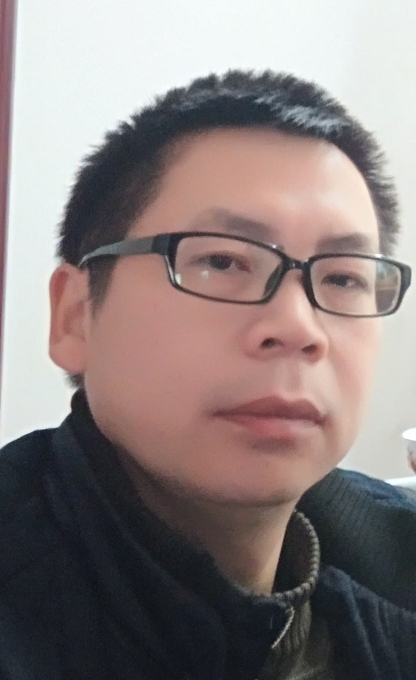 龙庚头像