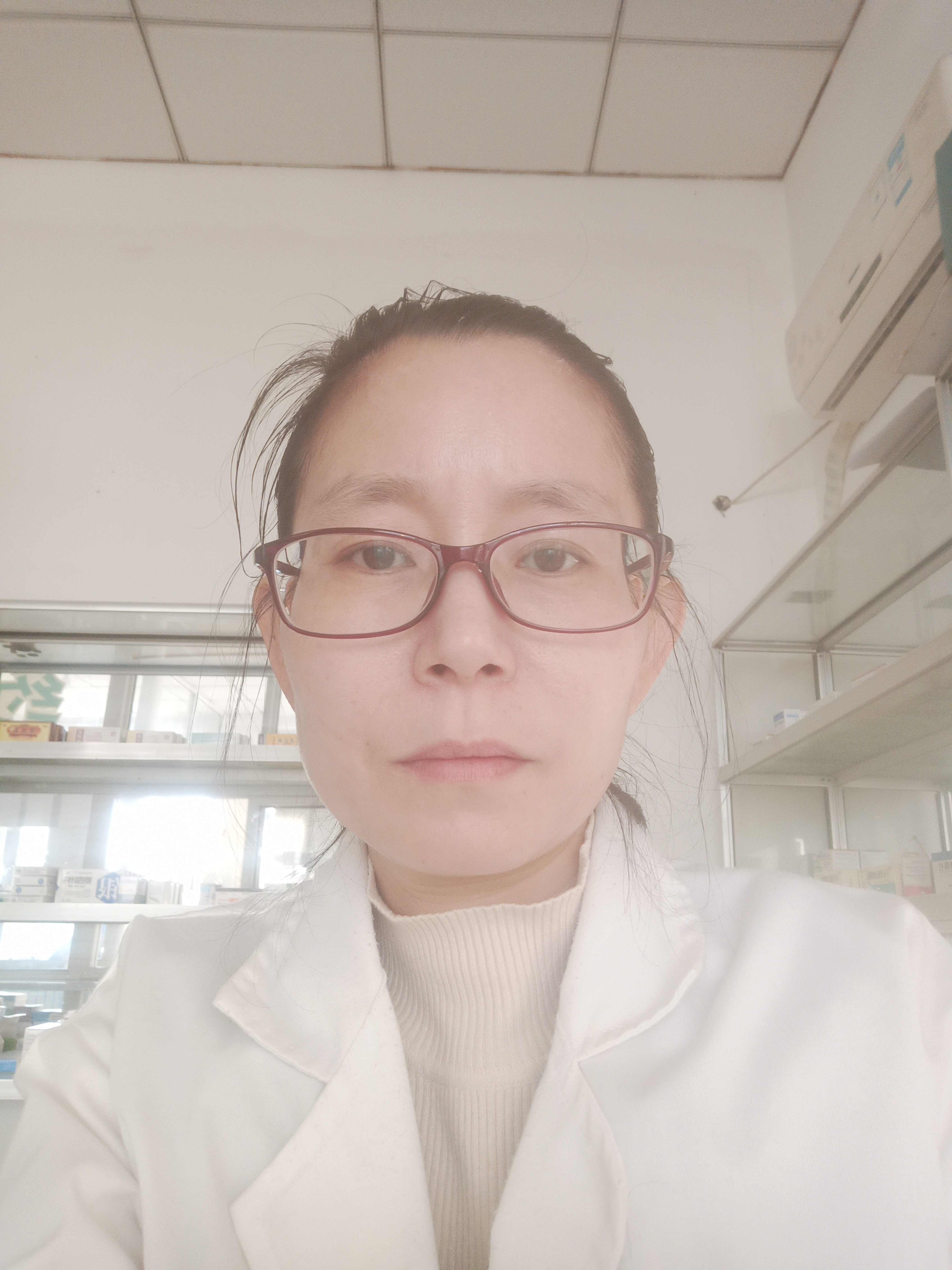 万玲玲头像