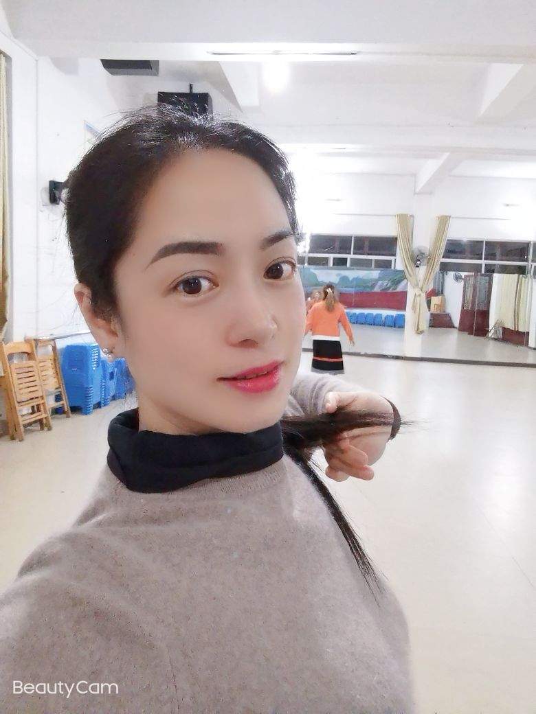 胡慧玲头像
