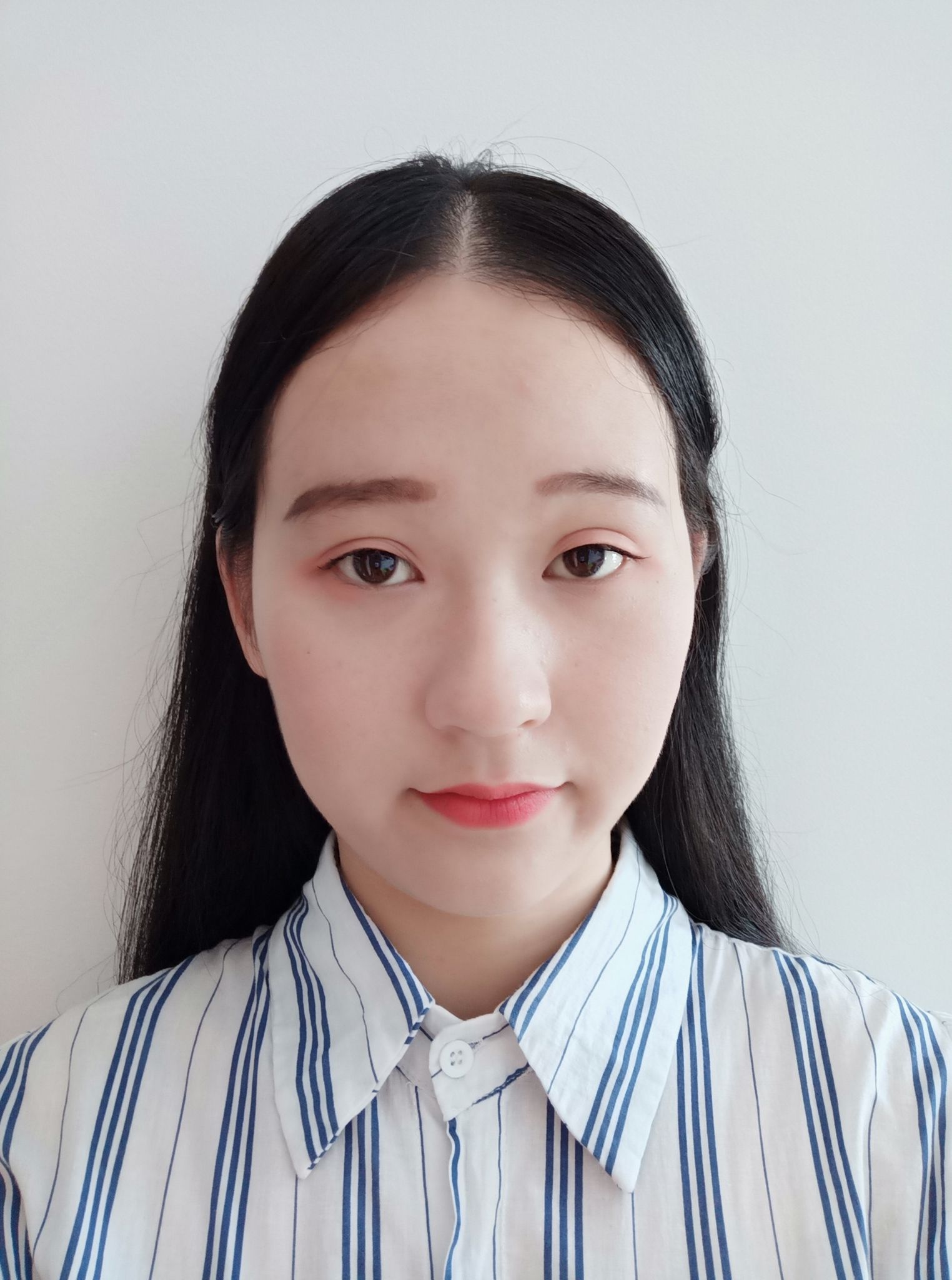 孙盈头像