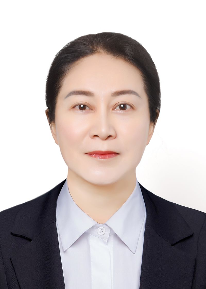 杨彩头像