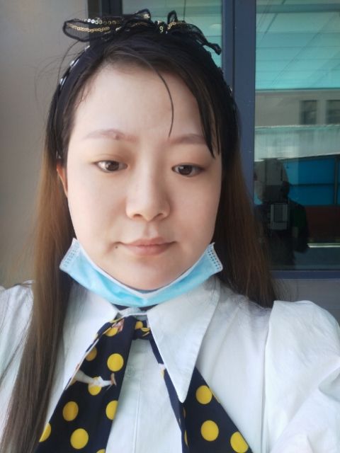 景逍逍头像