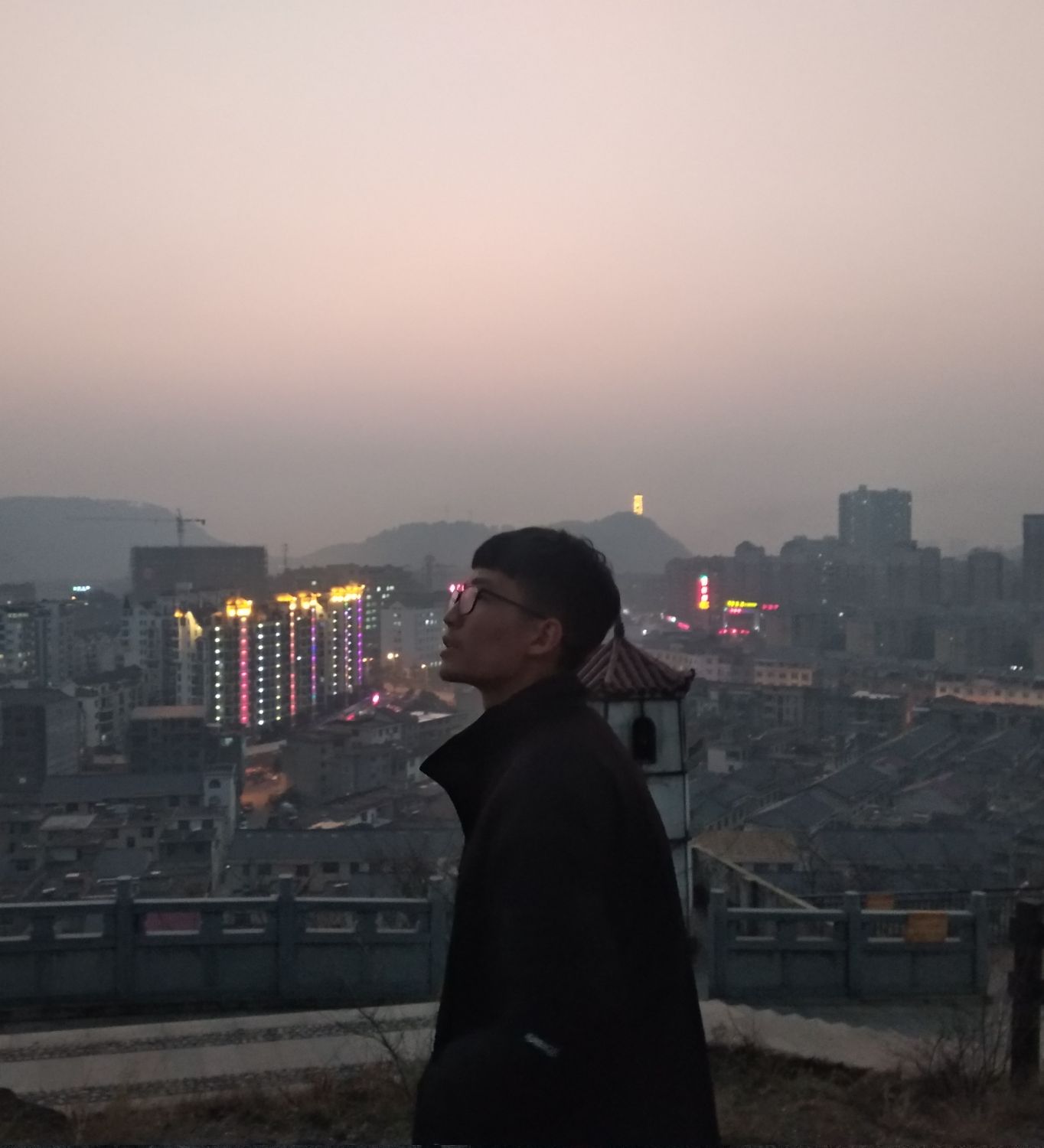 姚立达头像