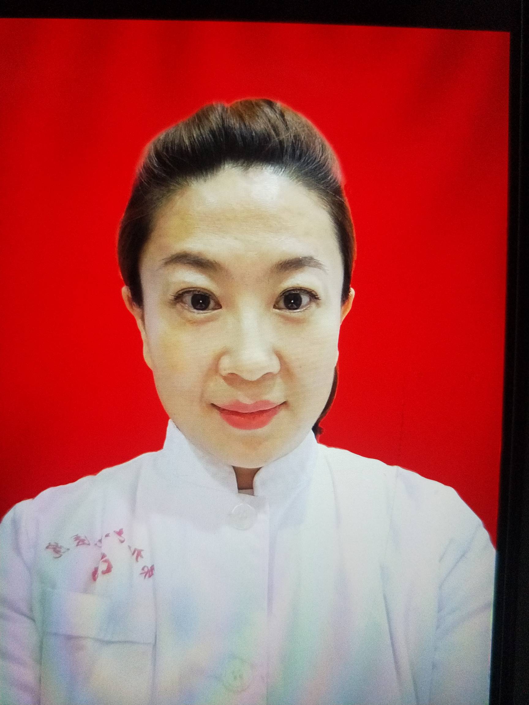 孔海英头像