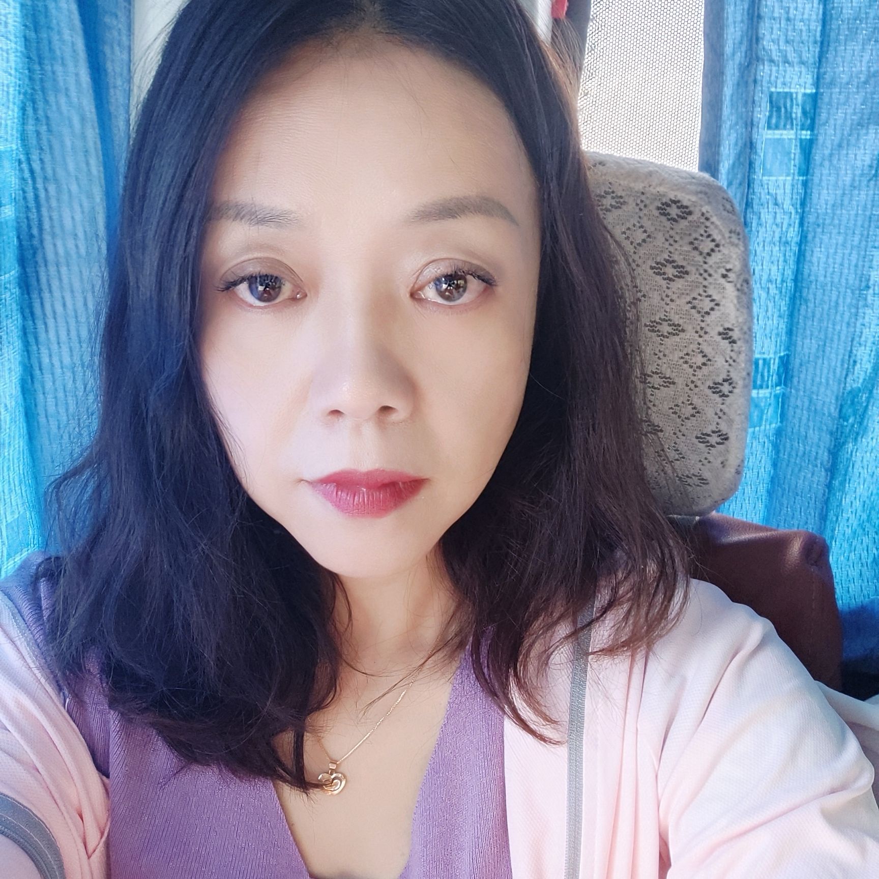江萍头像