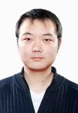 李辉头像