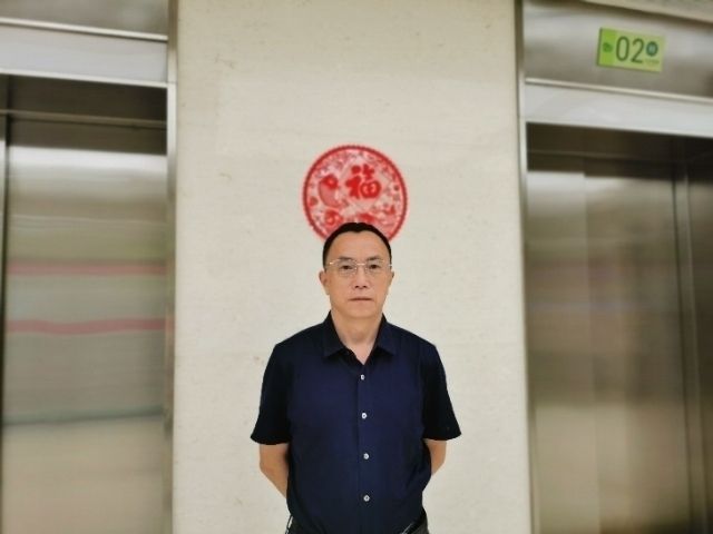 田祖银头像