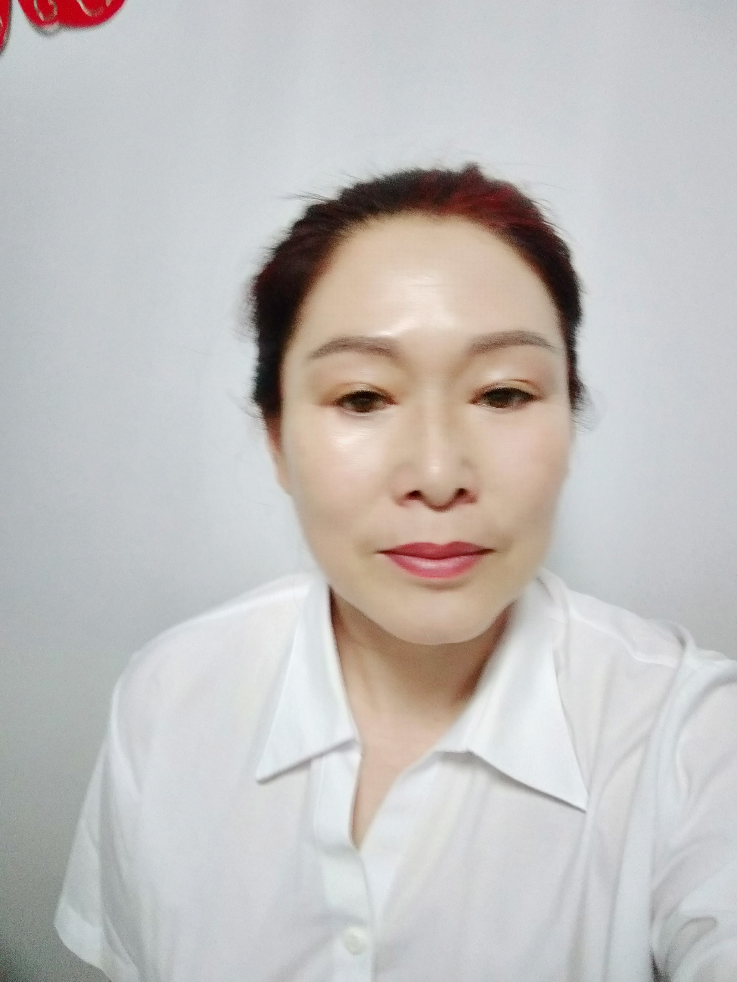 王艳华头像