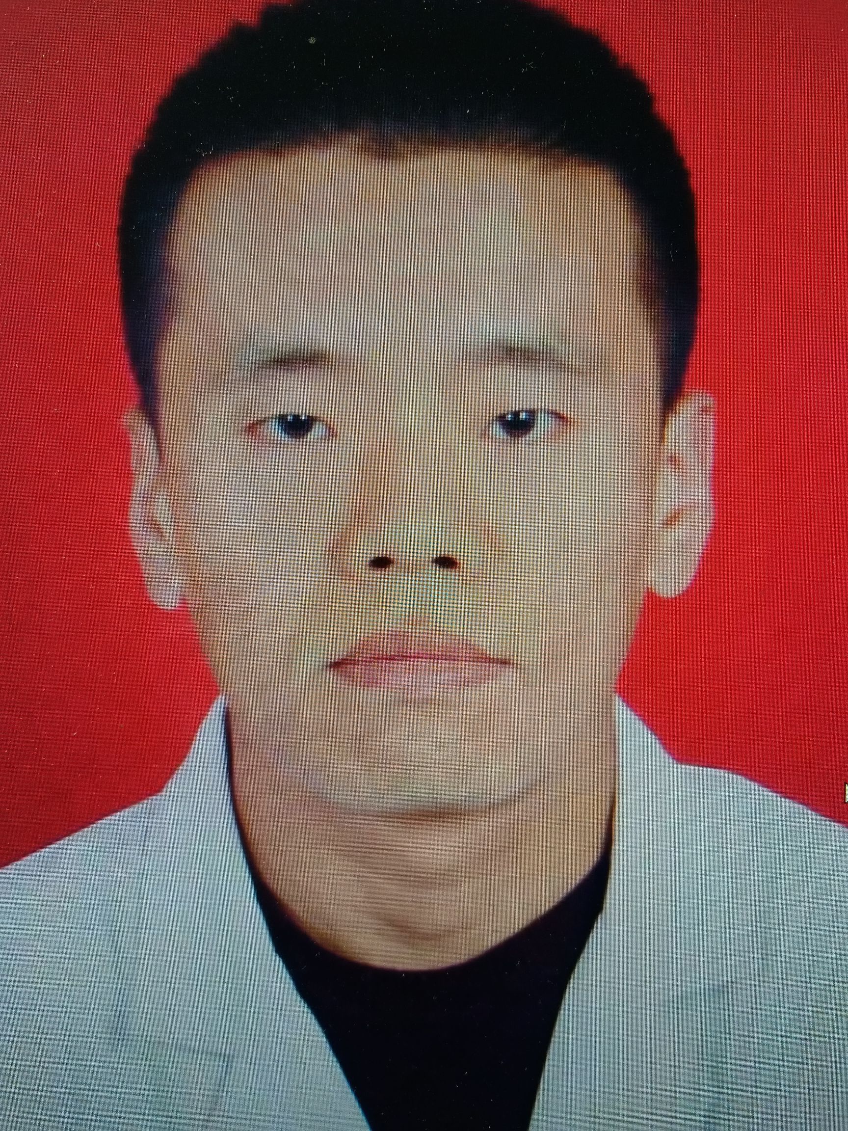 周生伟头像
