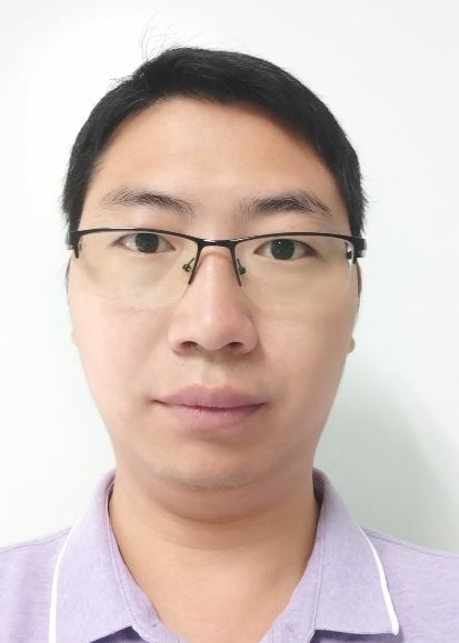 张忠伟头像