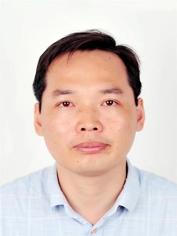 窦以志头像
