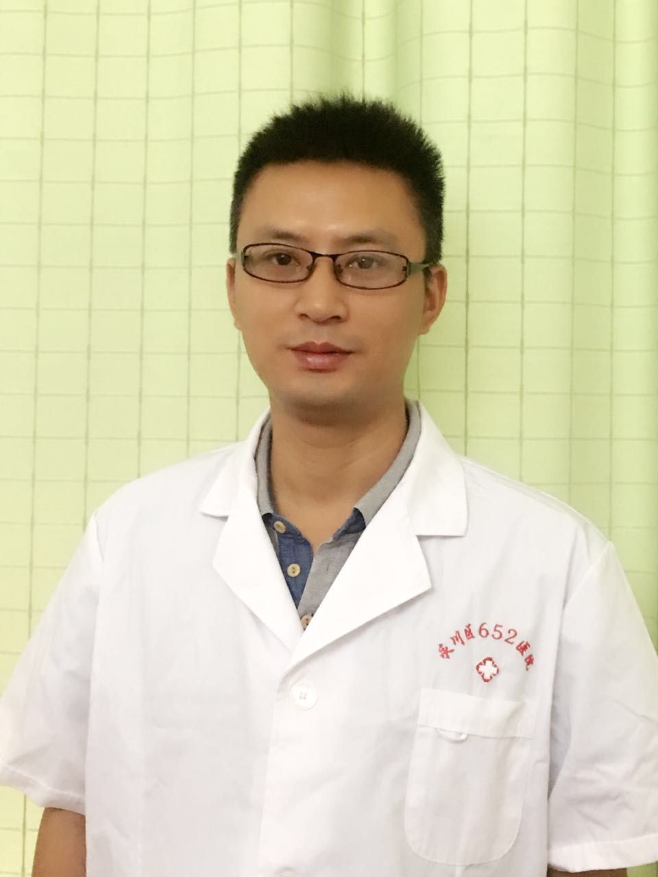 毛森头像