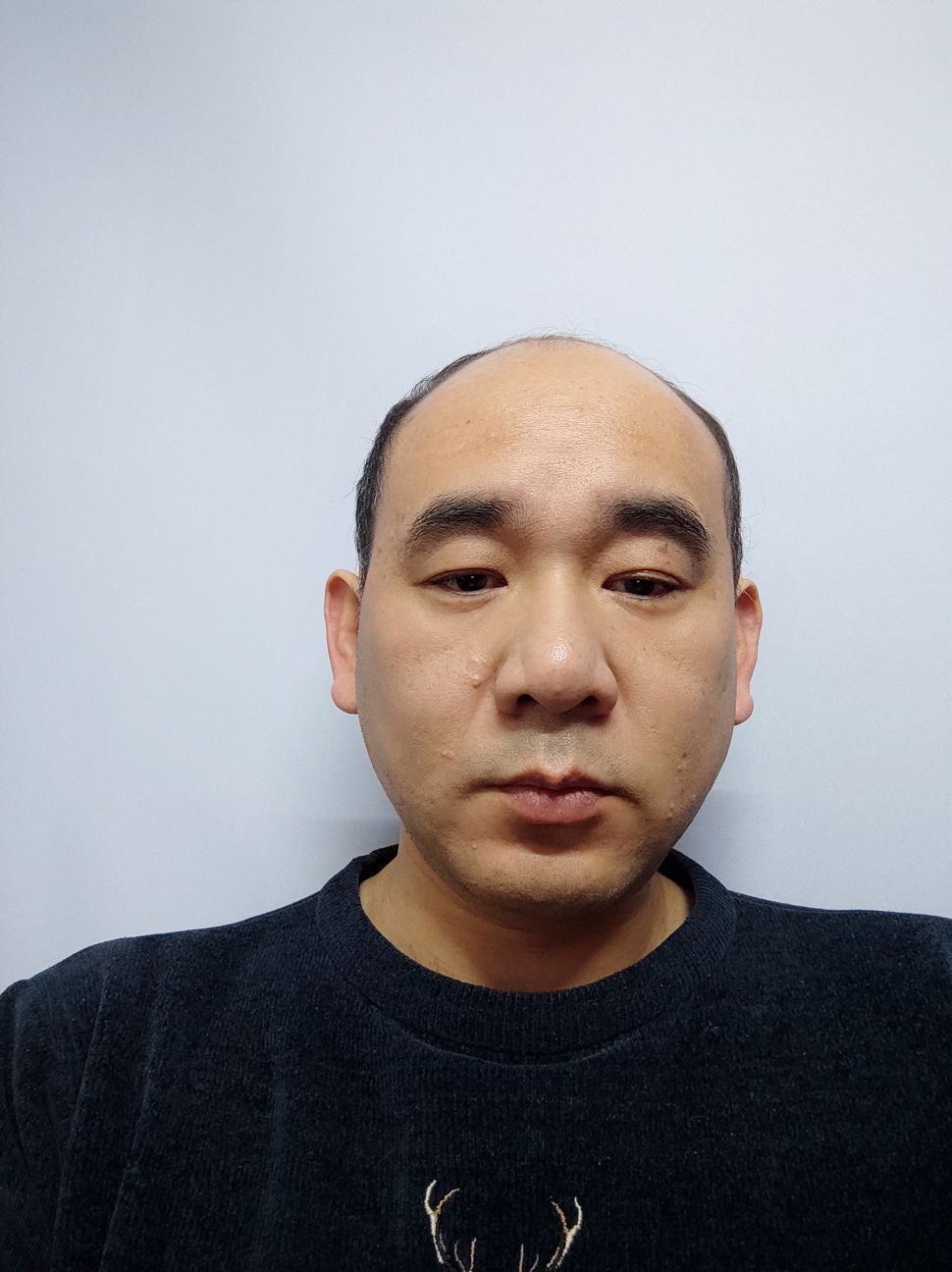 丁建国头像