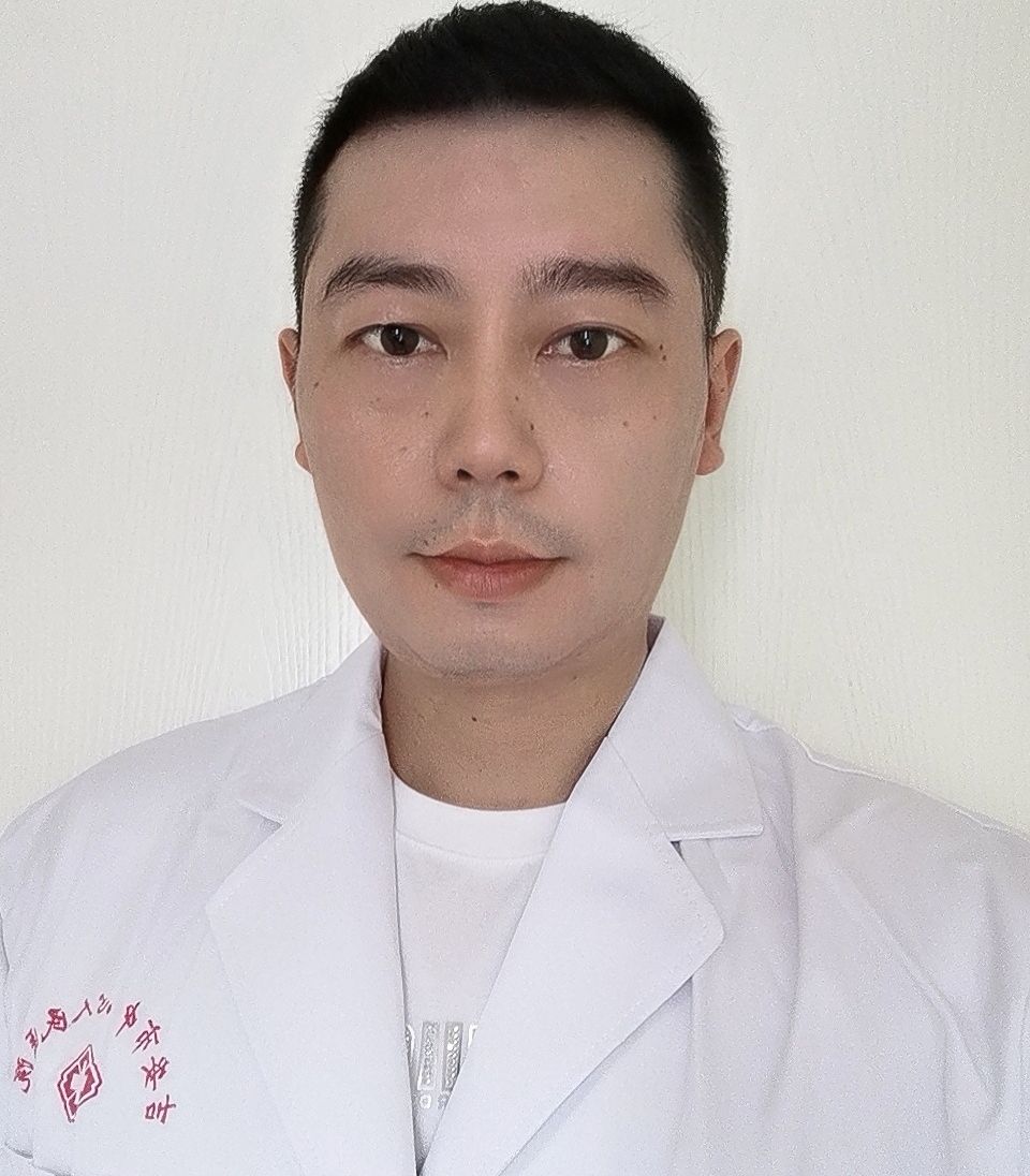 熊卫锋头像