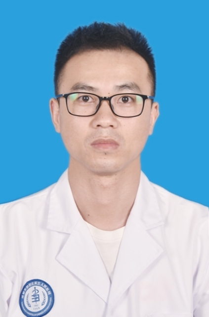石挺头像