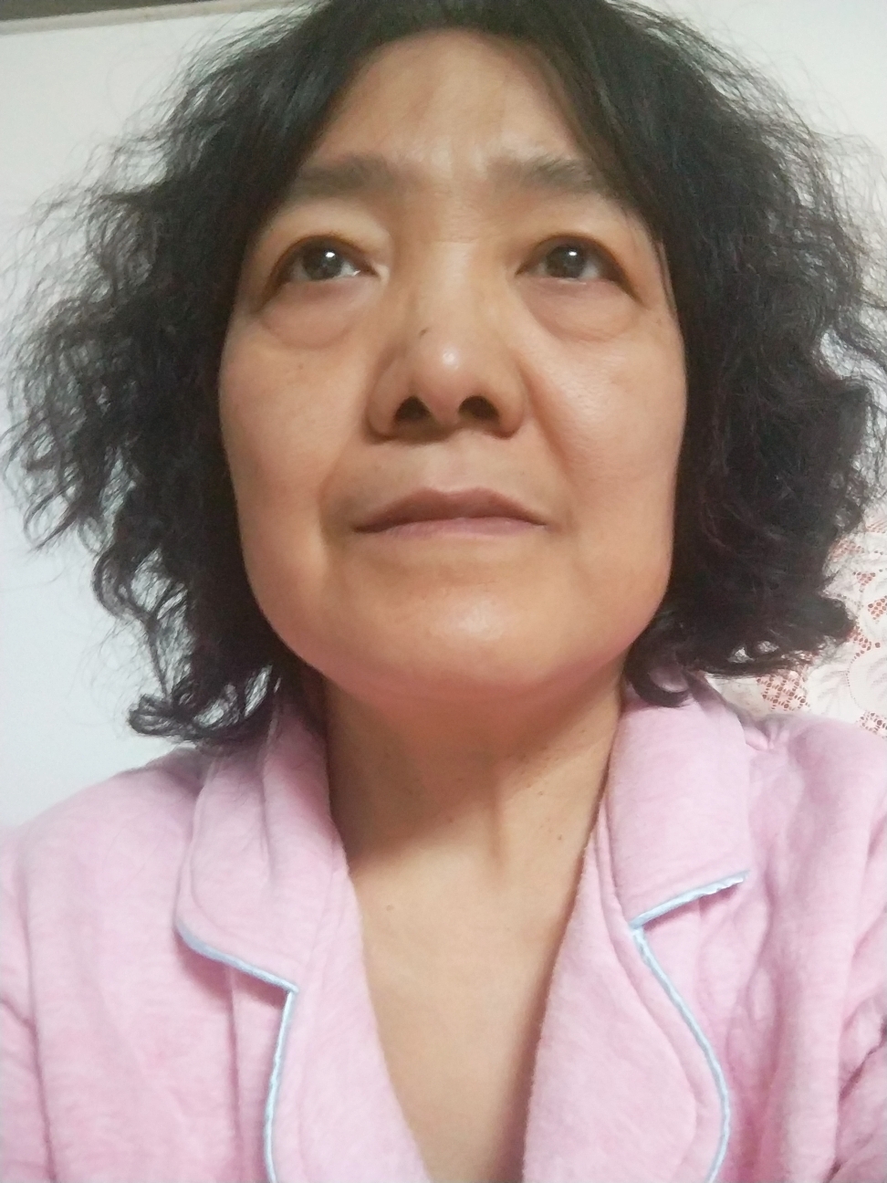 吴兰花头像
