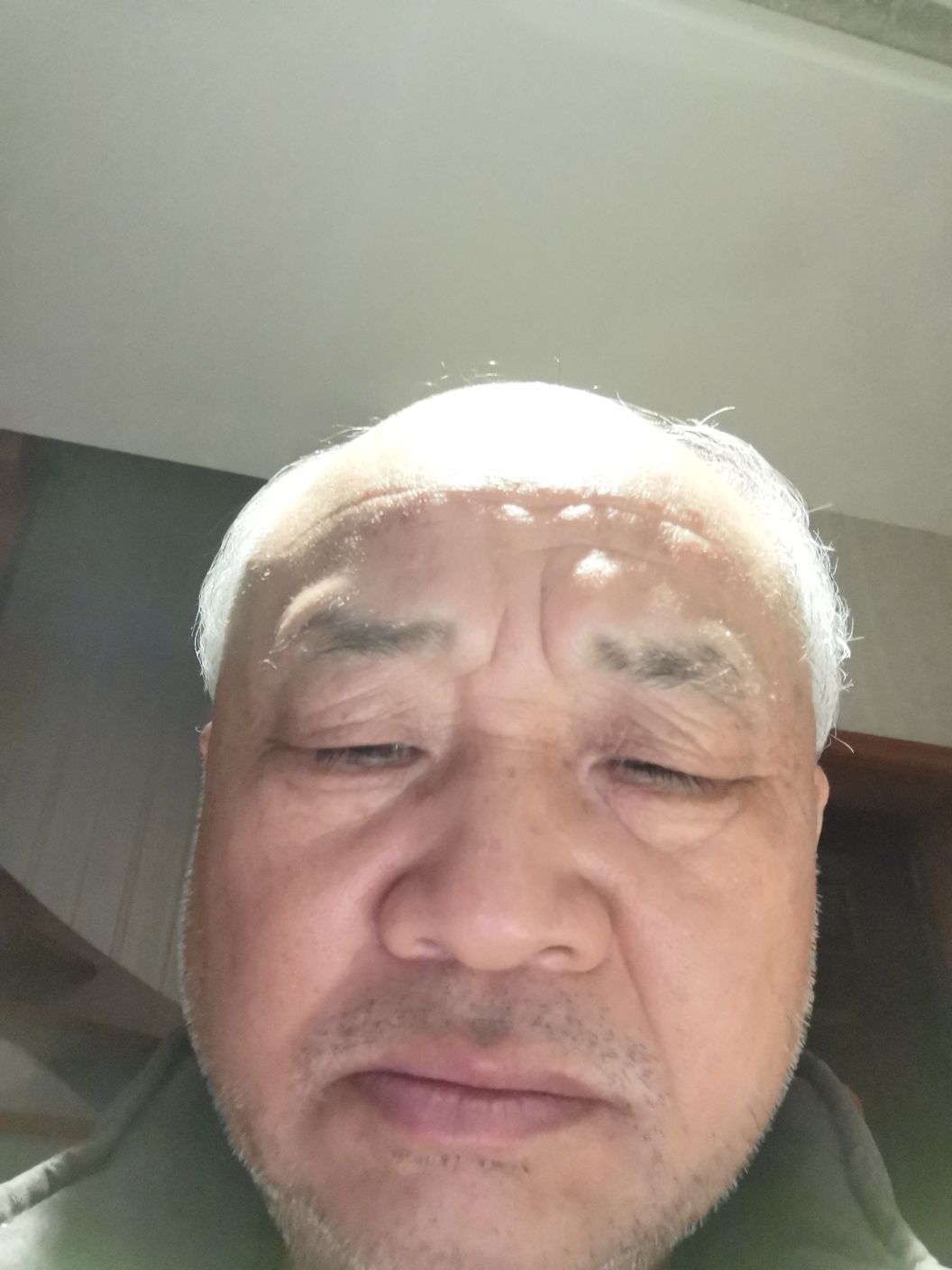 张启荣头像