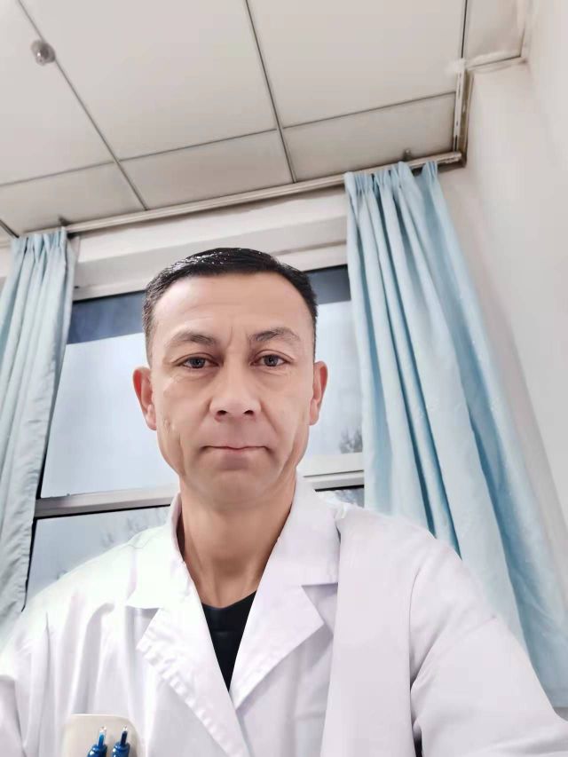 吐尔逊·吐米尔头像