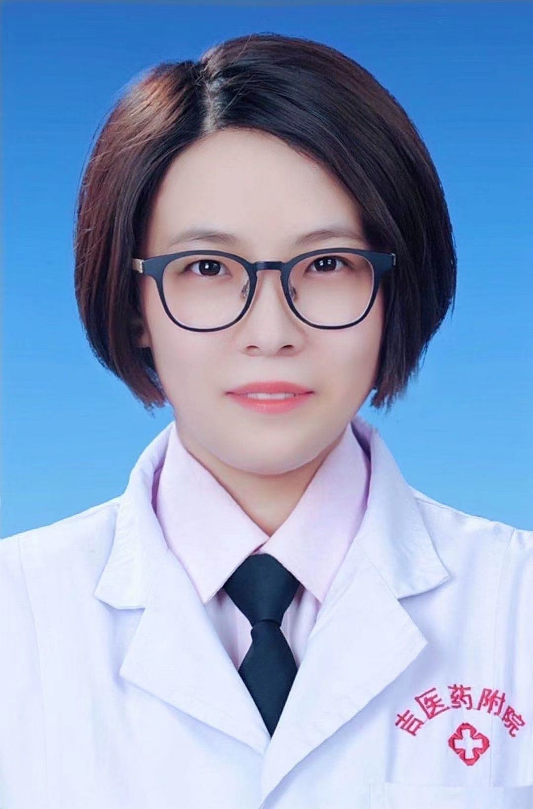 许韩美20220203198602210329头像