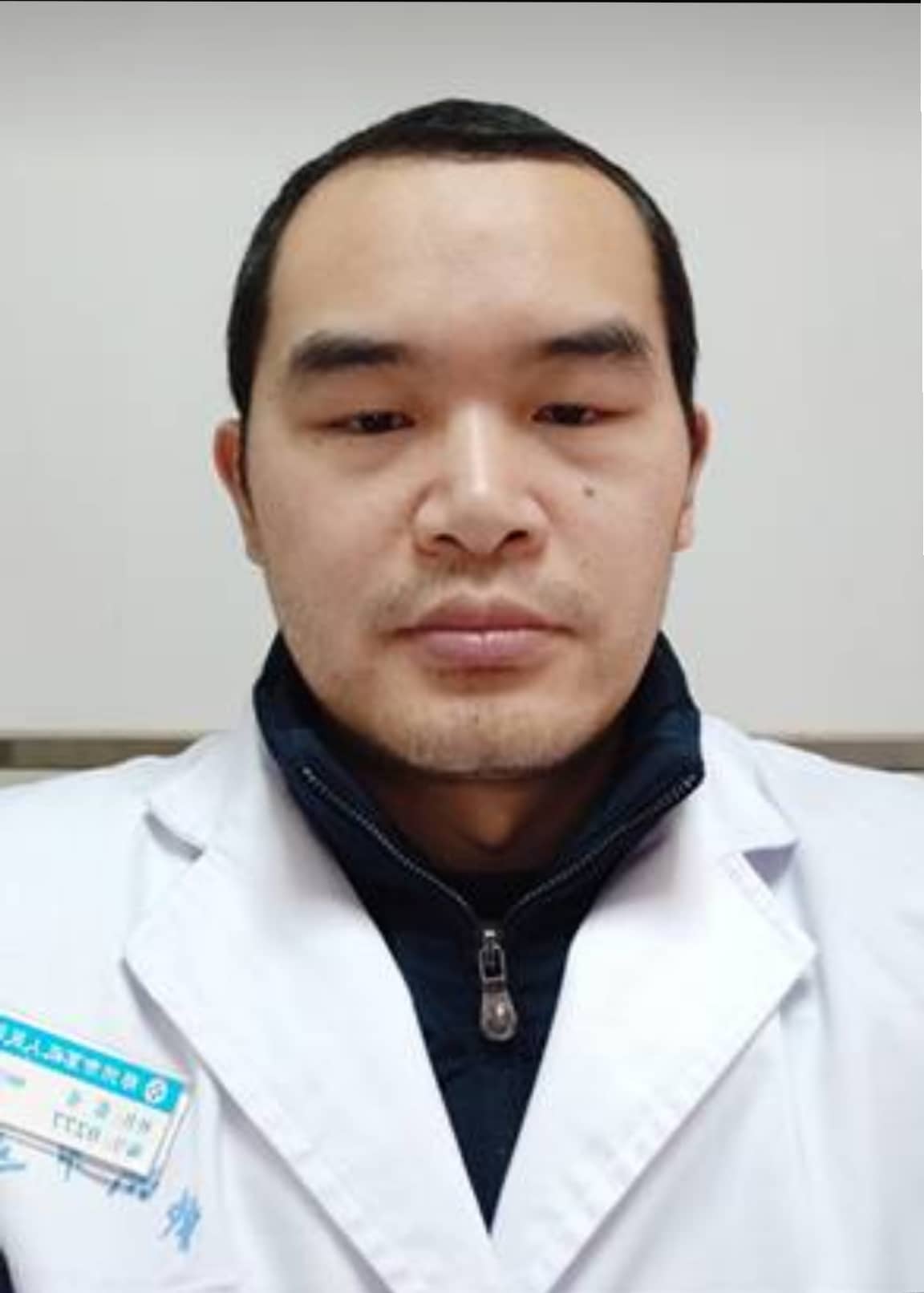 张勇头像