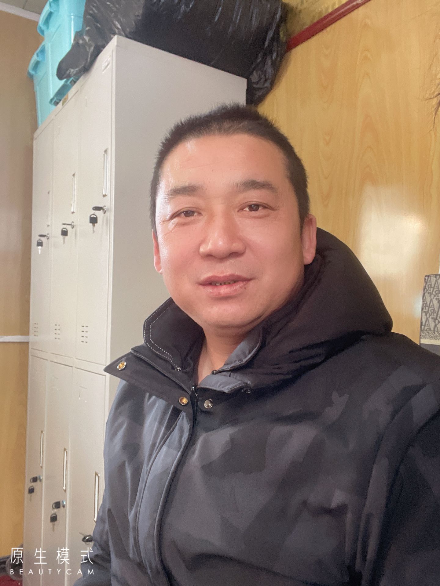 张志升头像