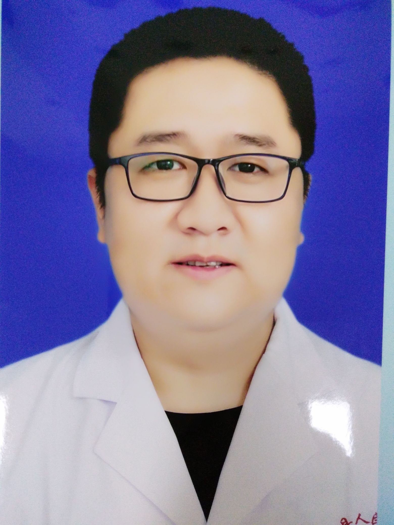 吴建武头像
