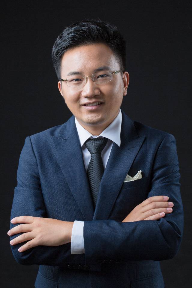 杨攀头像