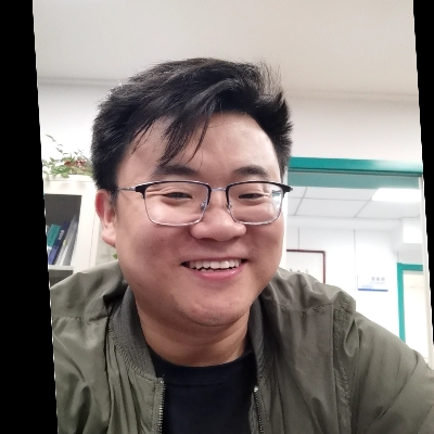 李森头像
