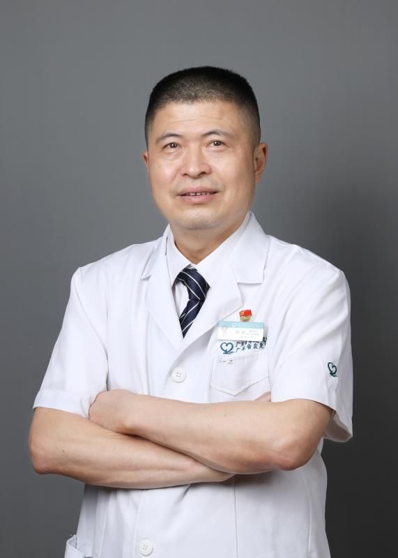高鹏头像