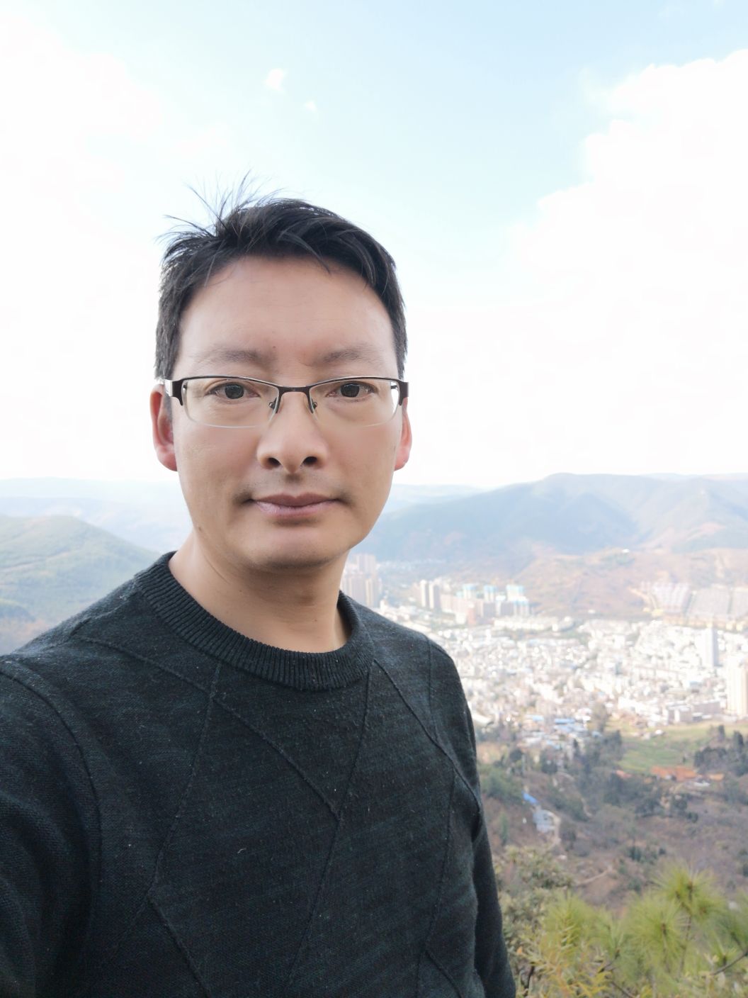 解仕福头像