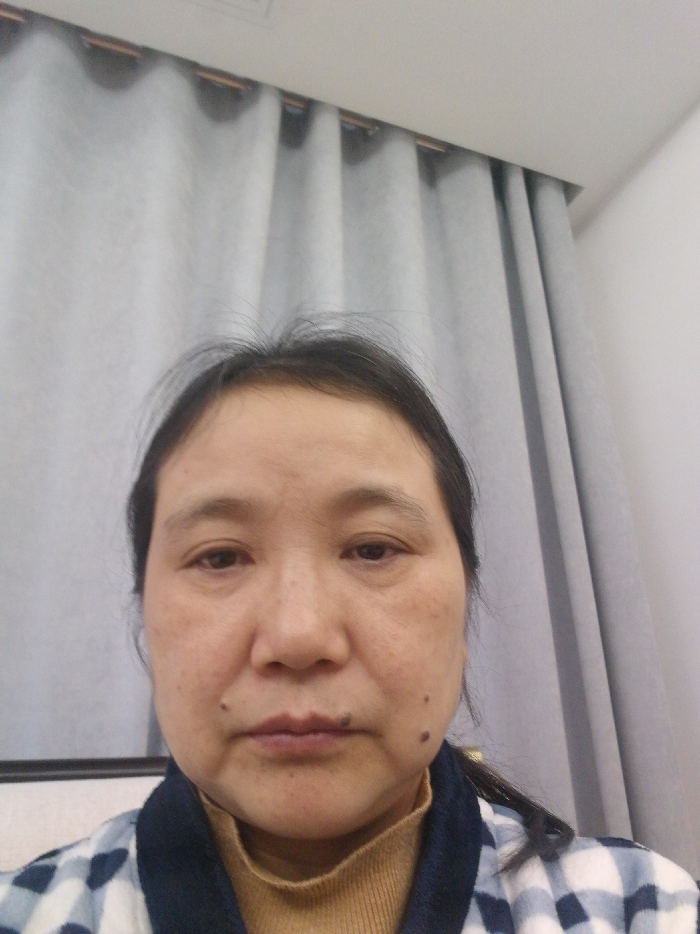 周晶头像