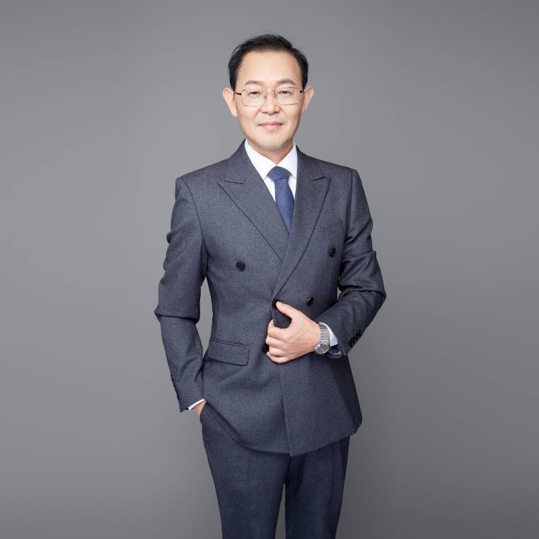 洪士开头像