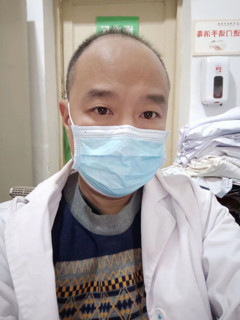 唐培东头像