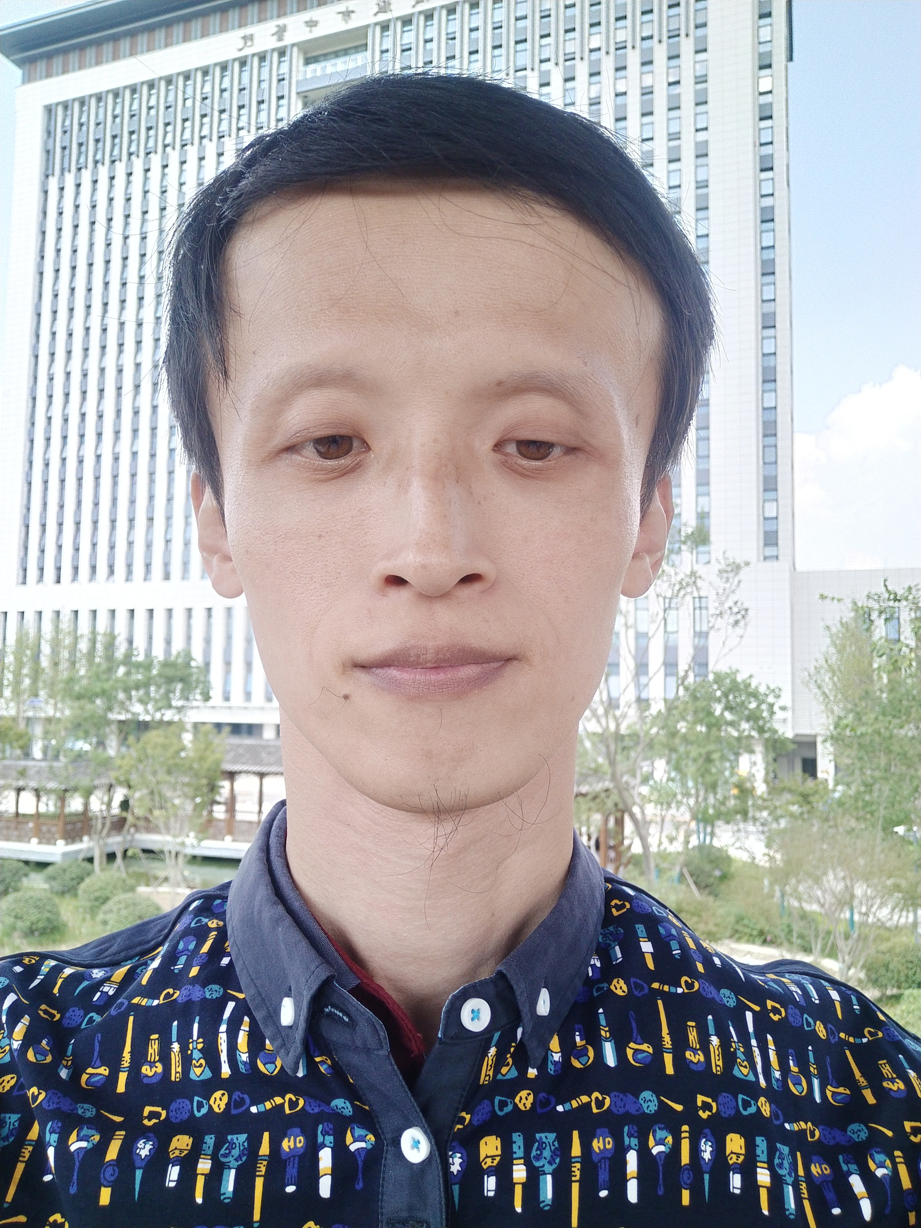 孙彬头像