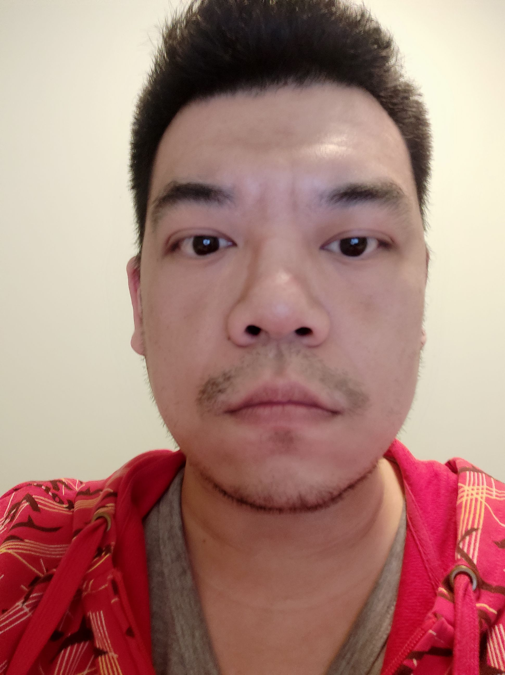 王玮头像