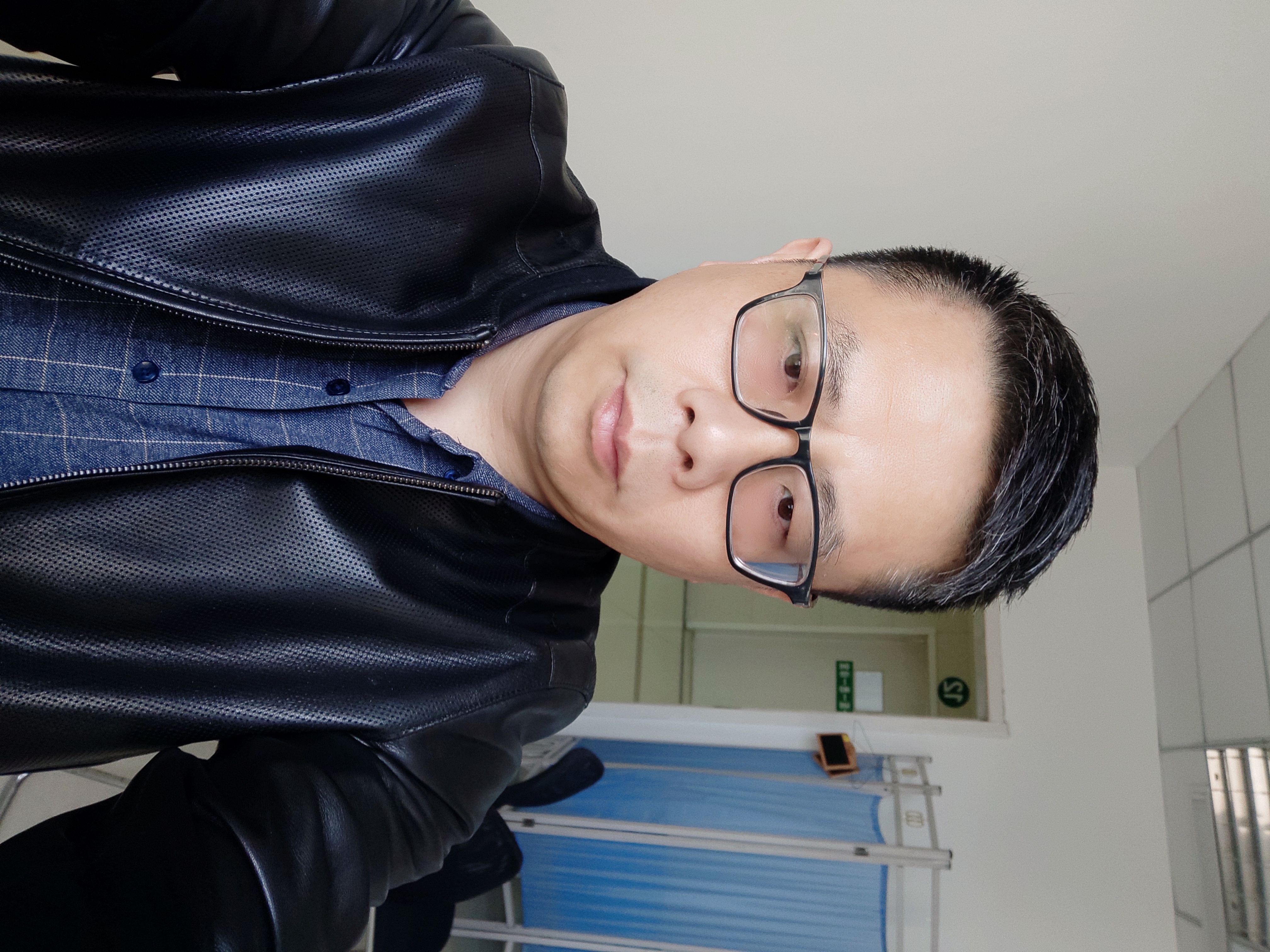 邓斌头像