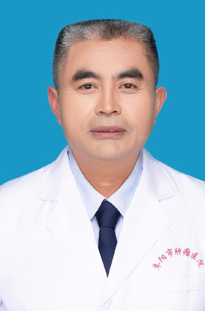 房宝红头像