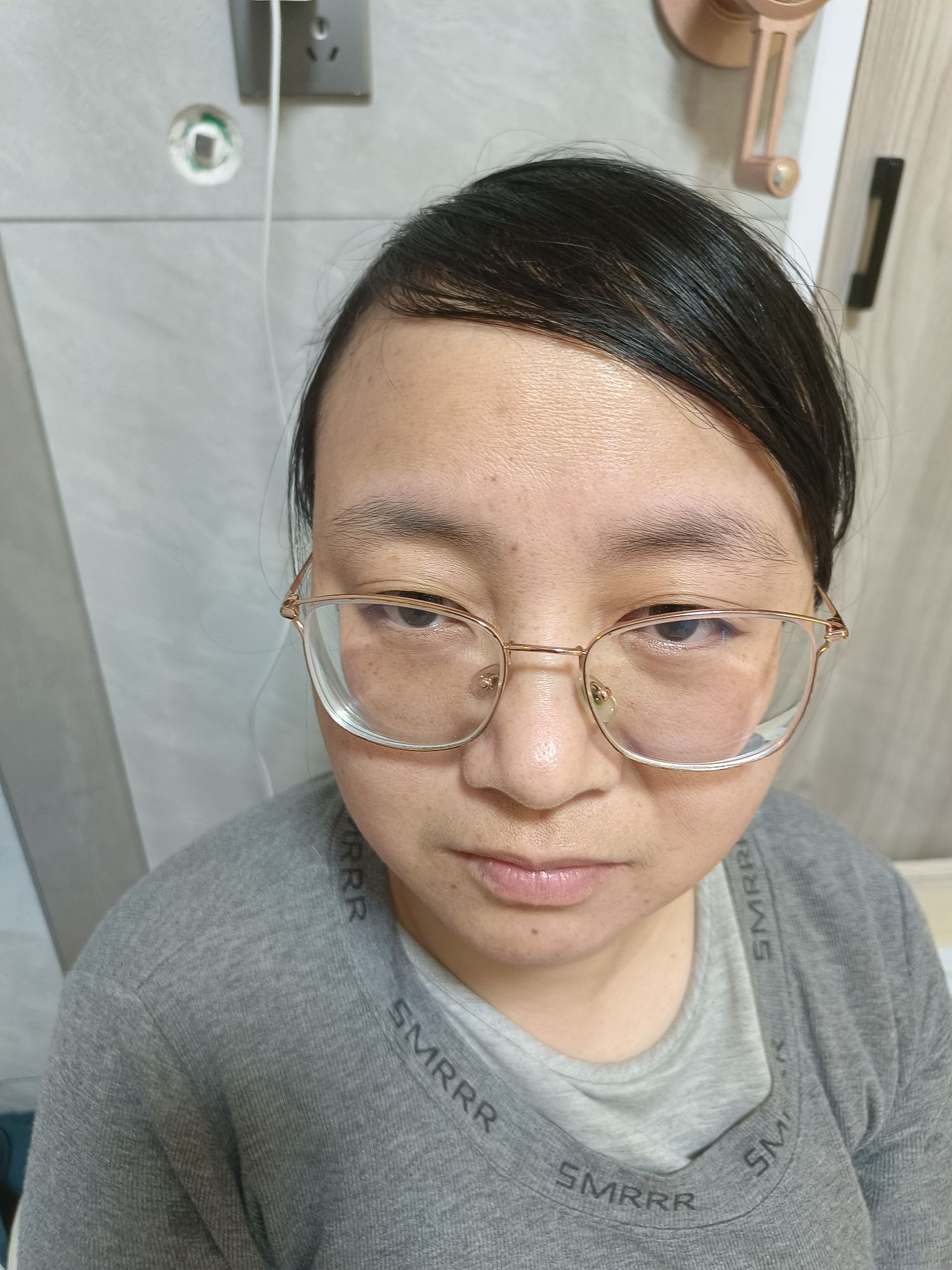 杨莉萍头像